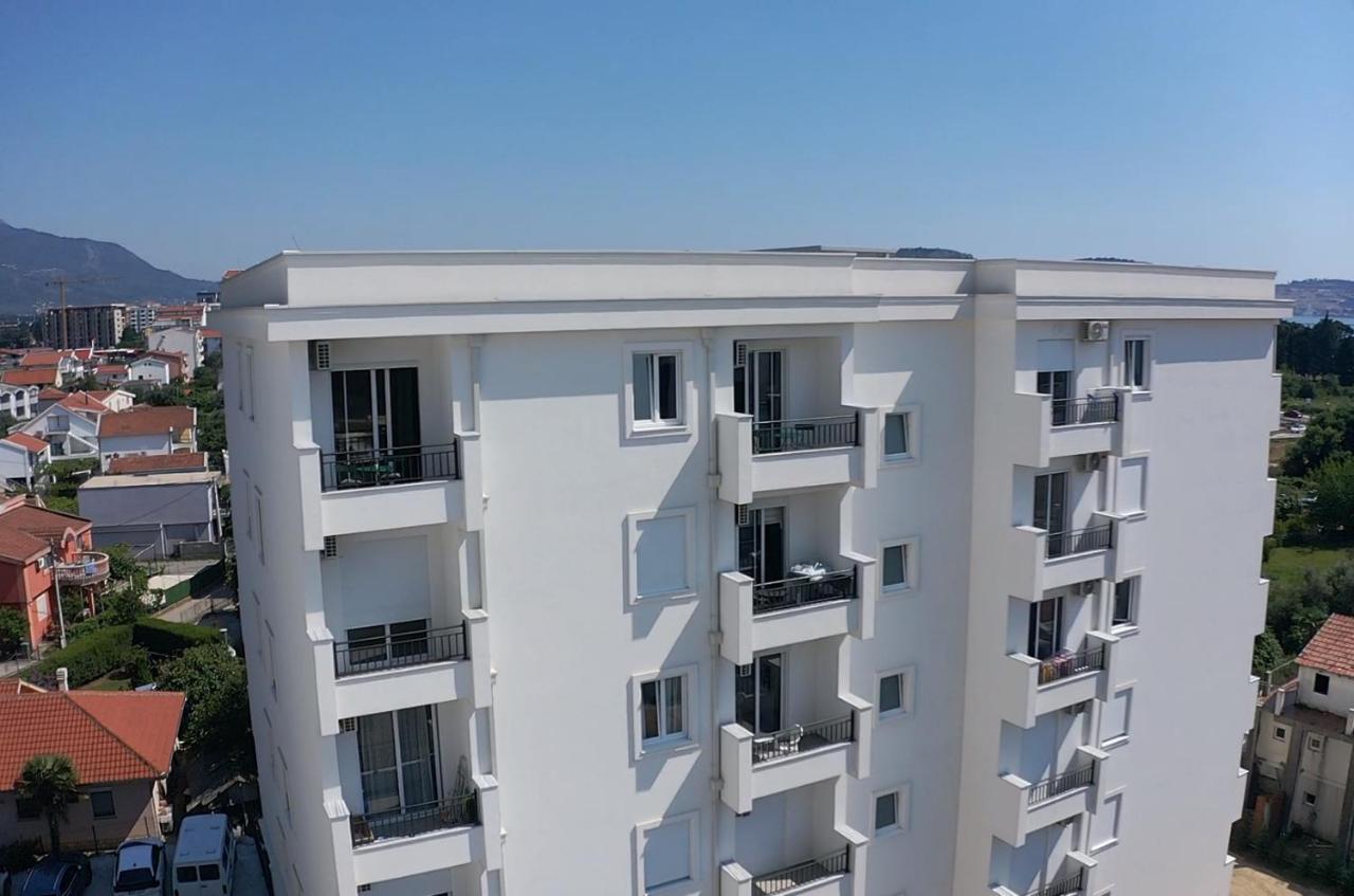 Grace Apartments Бар Екстериор снимка